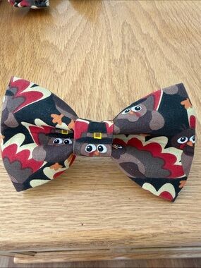 Dog collar Thanksgiving bow tie